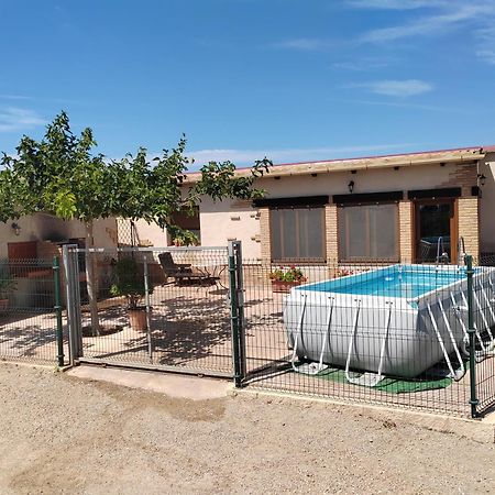 בית הארחה דלטברה 	Casa La Tora מראה חיצוני תמונה