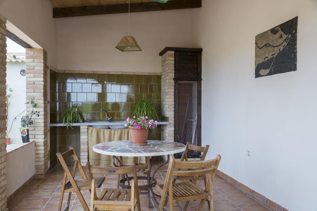 בית הארחה דלטברה 	Casa La Tora מראה חיצוני תמונה